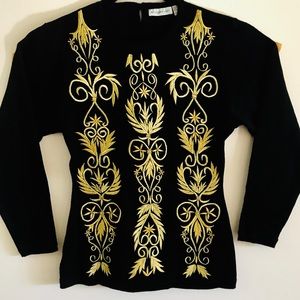 Embroidered Wool Sweater Pullover Size Small